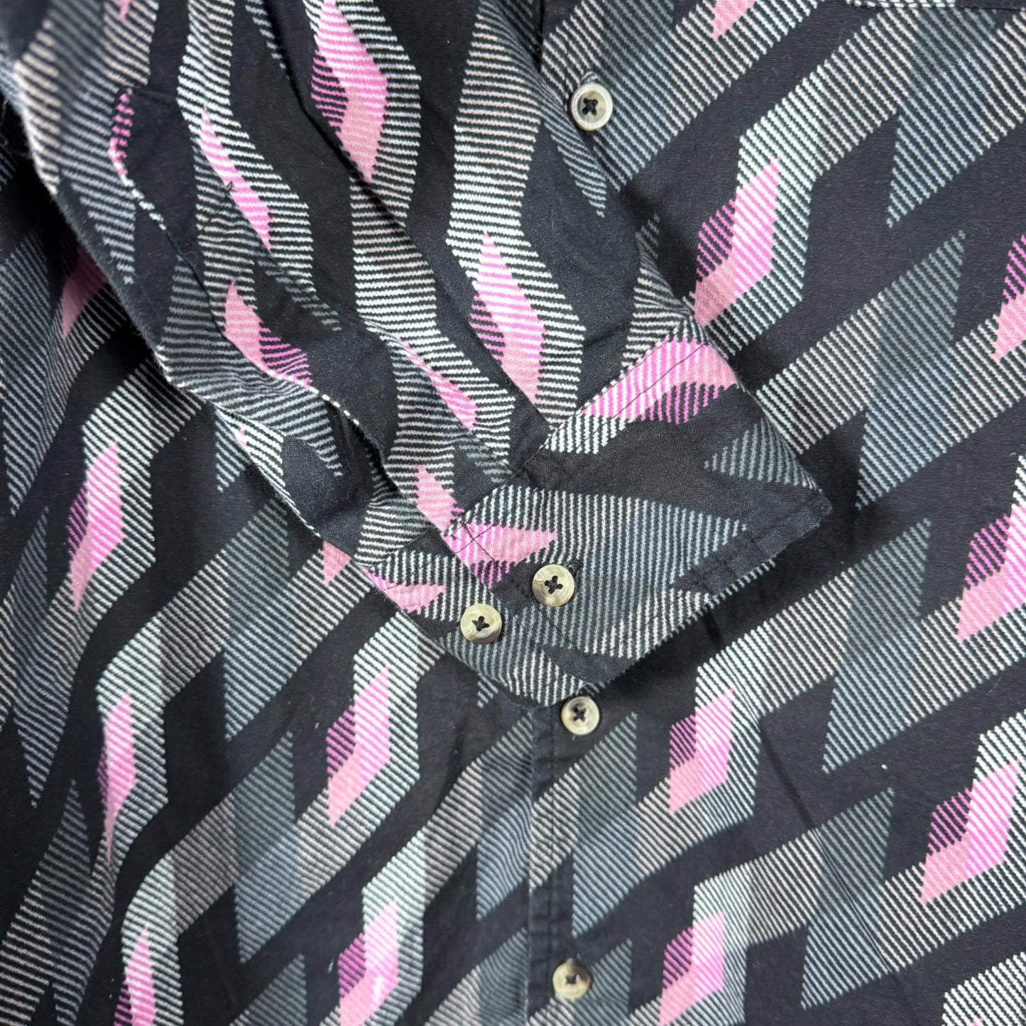 Super Massive Long Sleeve Shirt XL