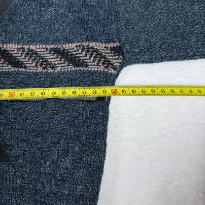 Tris Line Vintage V-Neck Sweater