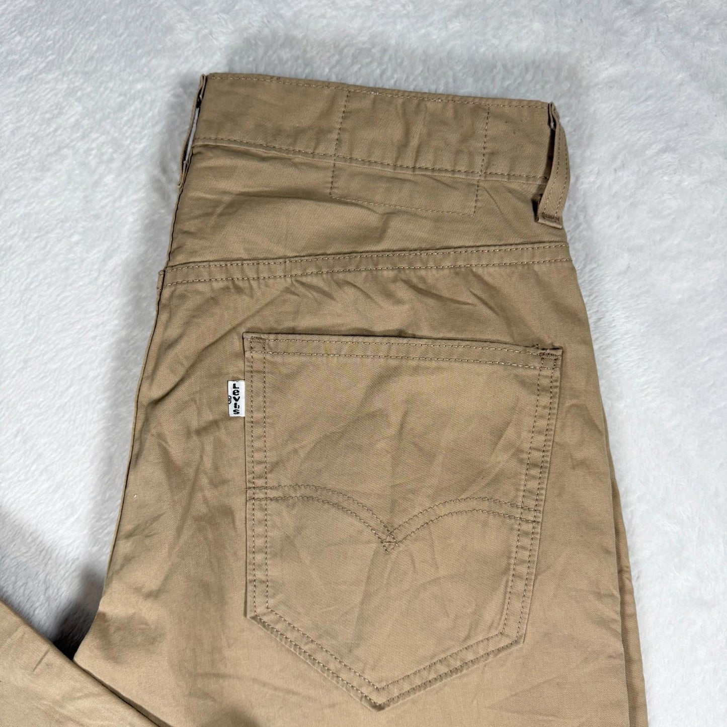 Levis Strauss Chinos Khaki W30 L32 Straight Cut
