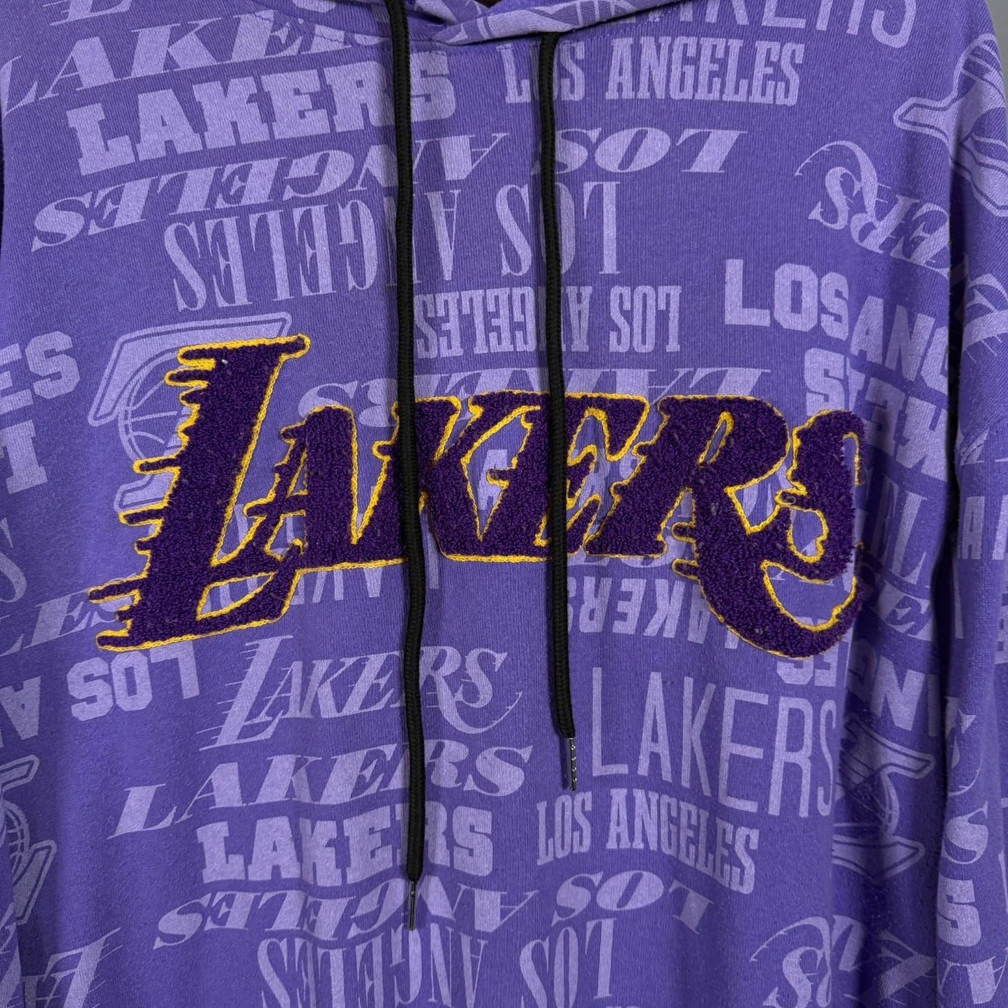 NBA LA Lakers Hoodie Large Purple Spell Out